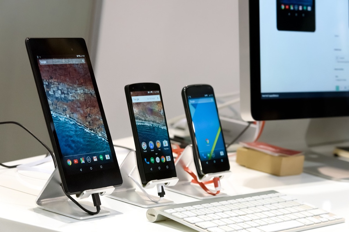 Smartphone used in a workplace workflow